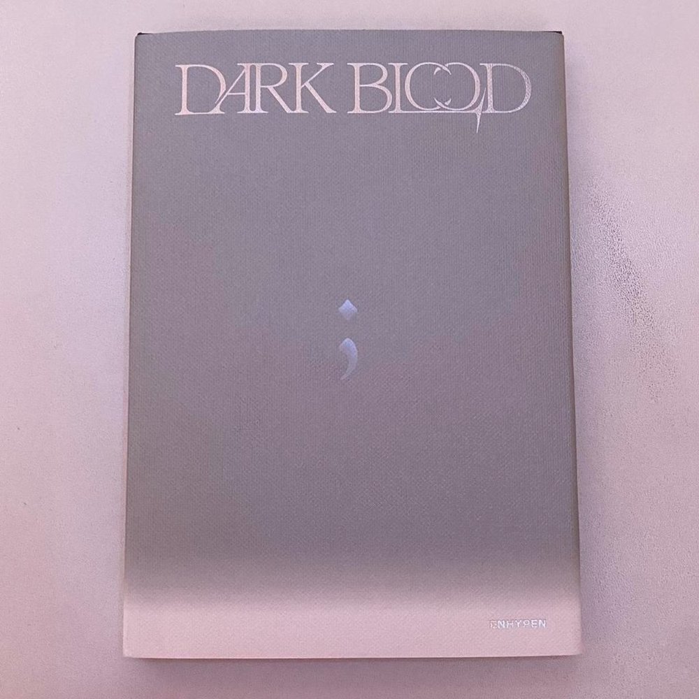 Dark Blood mini album Niki Ver.